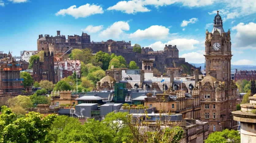 Discover Edinburgh: Where Ancient Charm Meets Contemporary Vitality